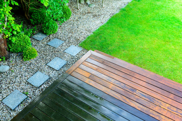 Best Pool Deck Cleaning  in Summit, IL